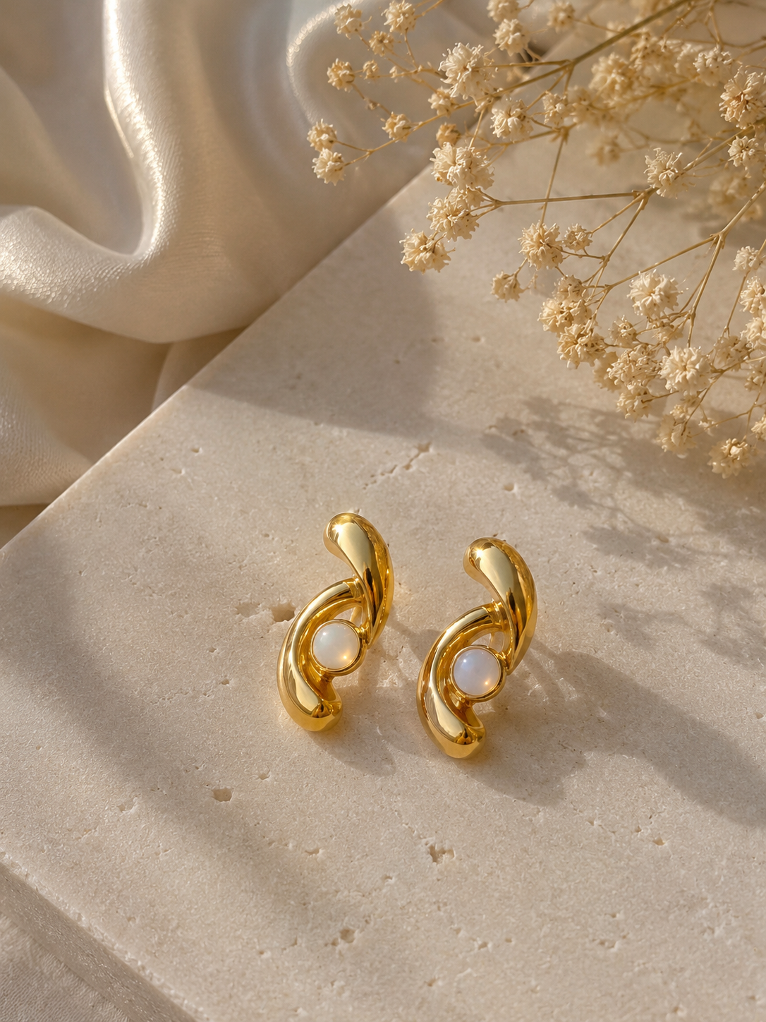 Elara Earrings